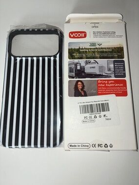 Black & White Striped iPhone 17 Pro Max Case | Magnetic Slim Cover